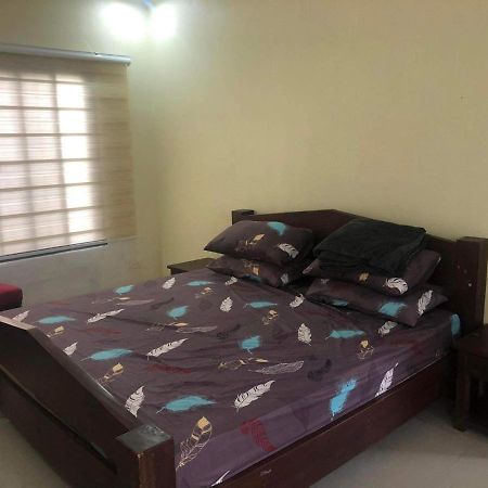 Tagaytay Bnr Guesthouse 4Br With Balcony 12-14 Guest Тагайтай Экстерьер фото
