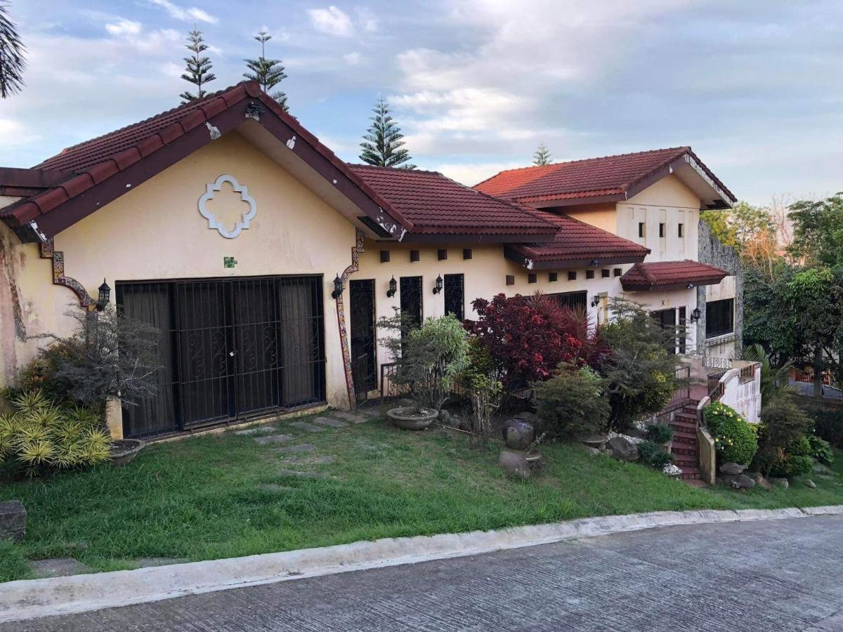 Tagaytay Bnr Guesthouse 4Br With Balcony 12-14 Guest Тагайтай Экстерьер фото