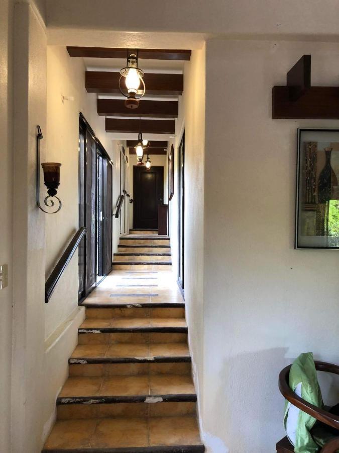 Tagaytay Bnr Guesthouse 4Br With Balcony 12-14 Guest Тагайтай Экстерьер фото